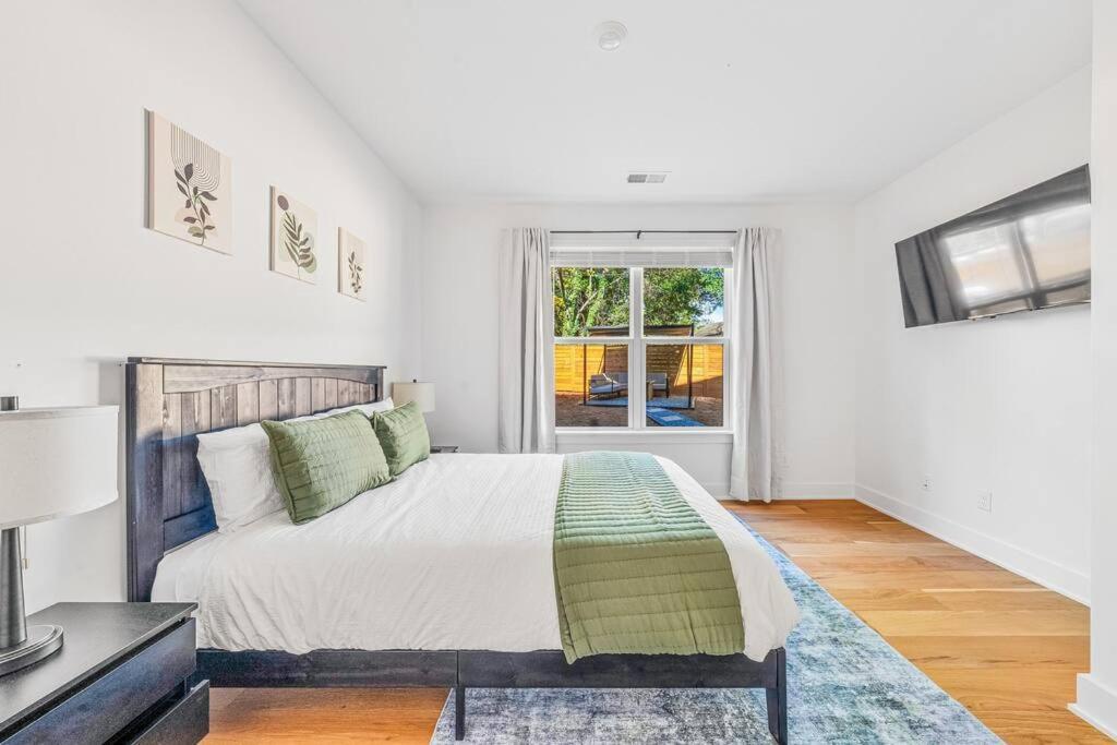 Modern 4br Retreat In Uptown! * Charlotte